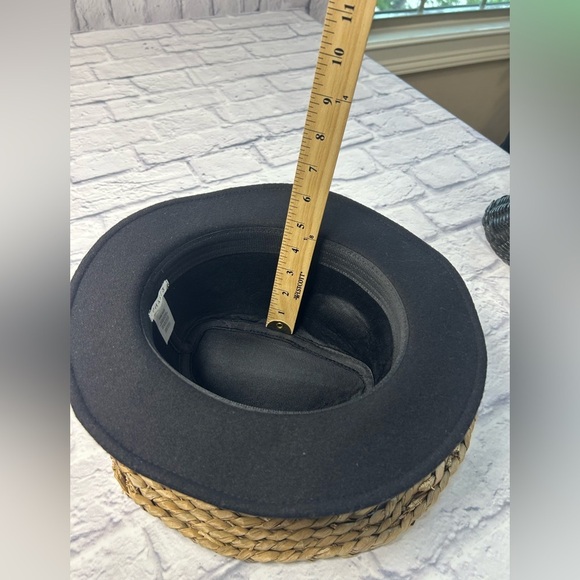 Phase 3 Stylish Black Fedora Hat. Wool. - Picture 11 of 12